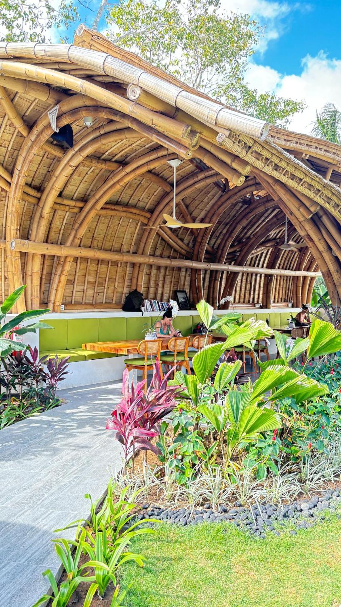 Hotel Mantra Wellness Center Uluwatu Exterior foto